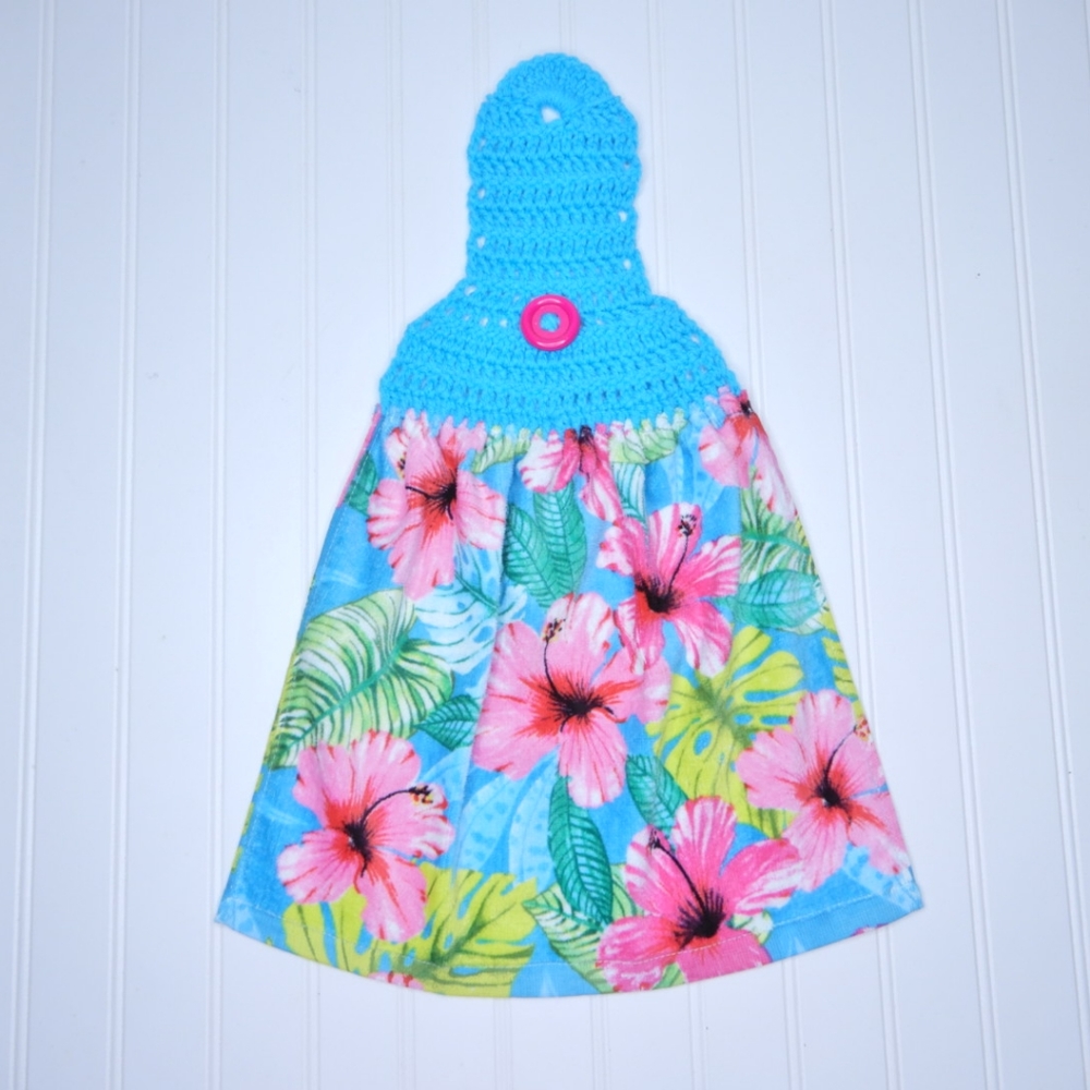 Floral Crochet Top Towel